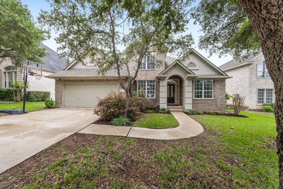 3320 oxsheer, austin, TX 78732, Presented by Brandy Harrison, Engel Volkers Austin. Powered by